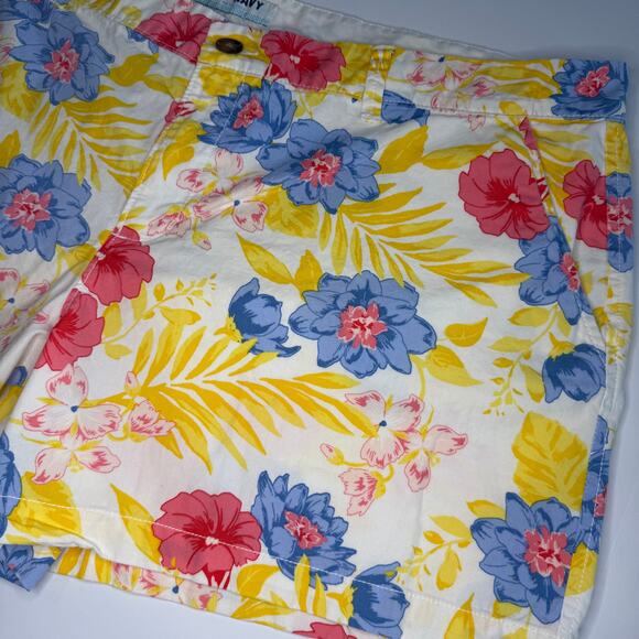 Old Navy Floral Chino Shorts | Tropical Print | Size Women's 18 Tall - Picture 2 of 8